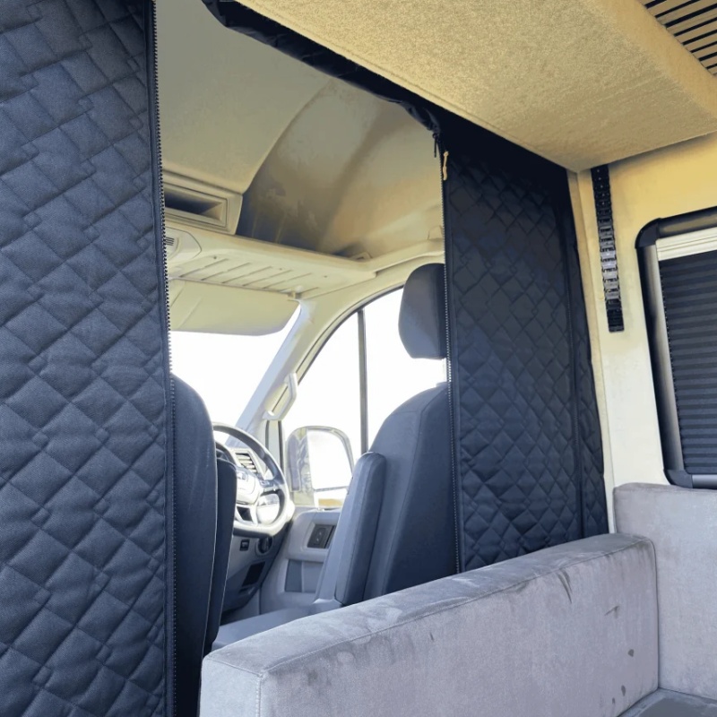Curtain Curtain - Tirai Pembatas Kabin Terisolasi Untuk Fiat